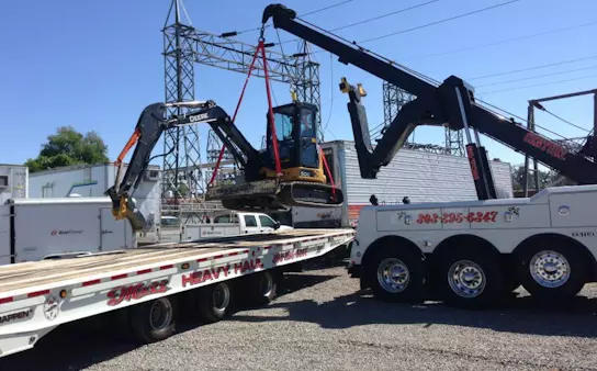 Maxx Fleet Services Heavy Duty Tow Truck at Colorado Border